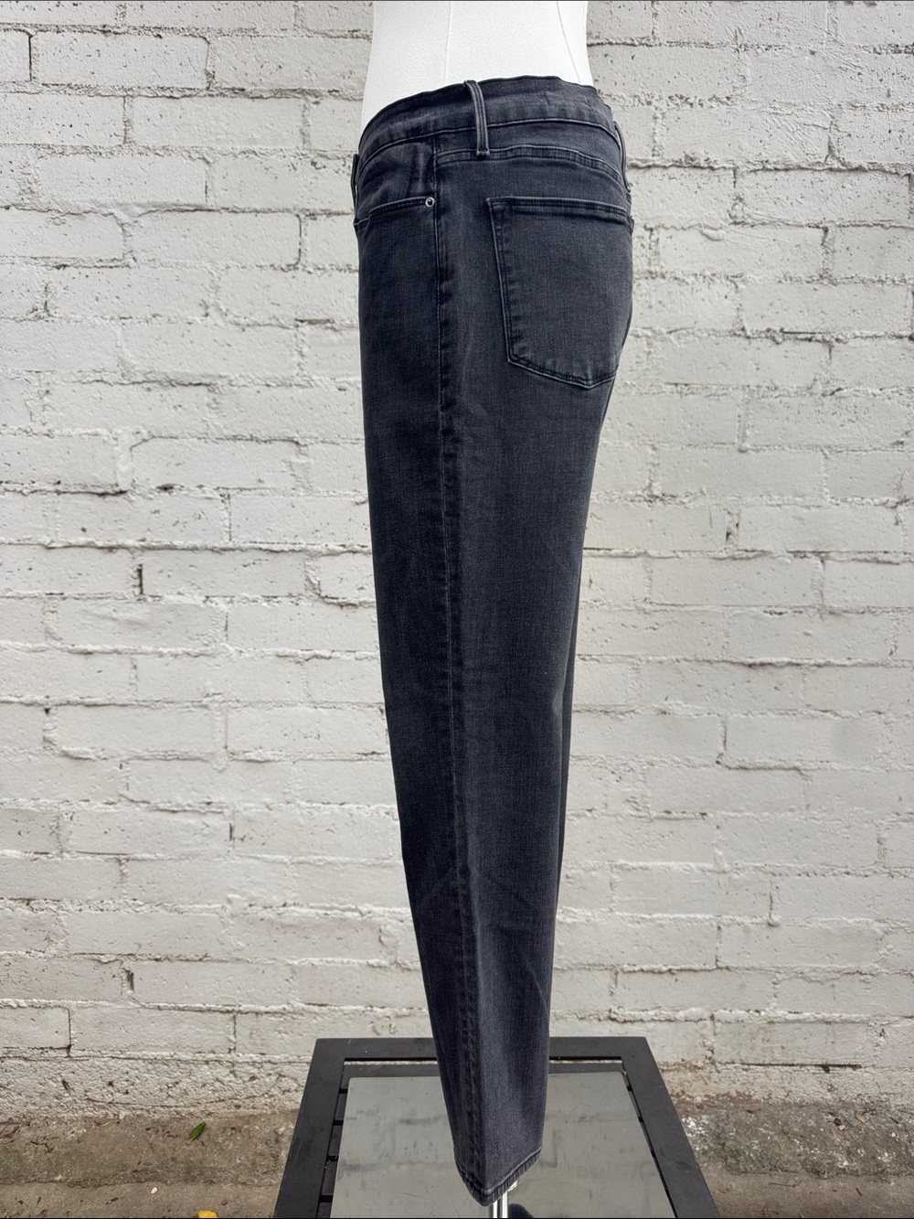 FRAME Denim Le High Straight Tierra Gray Size 29 - Picture 11 of 16